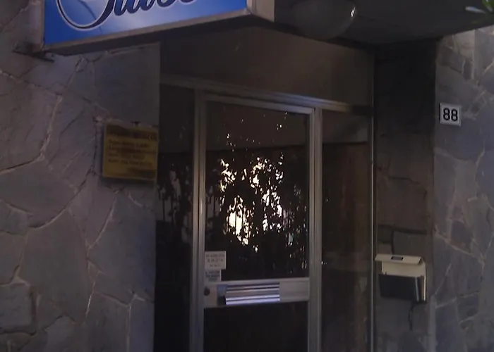 叙伊斯酒店 东塞斯特里