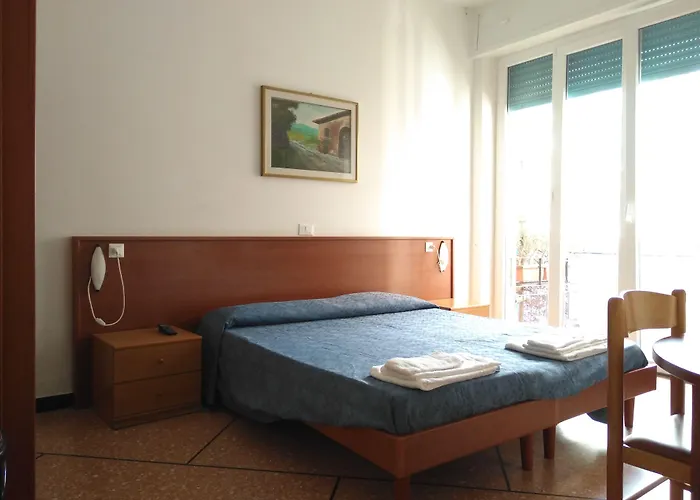 叙伊斯酒店 东塞斯特里